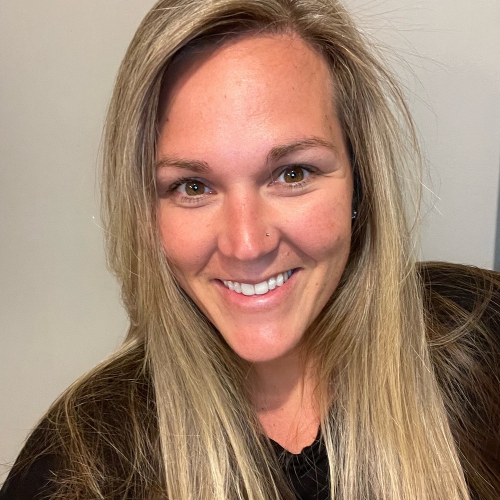 Meet your Posher, Carrie